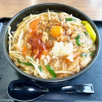 【潜入実食ガチレポ】正月明けの胃袋にハードパンチ一撃！期間限定「伝説のすた丼屋」麺300g＋野菜200g＋辛ダレ・背脂・生卵で異様なエネルギーが…