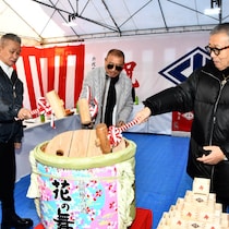 完全密着撮！六代目山口組の「謹賀新年」（1）神戸護国神社で新年の祈願を…