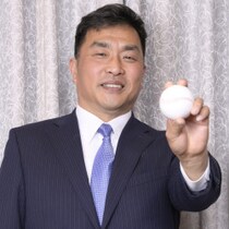 日本ハム・新庄剛志監督が画策する「臨時コーチに山本昌と山崎武司」古巣・中日で指導しないウラ事情