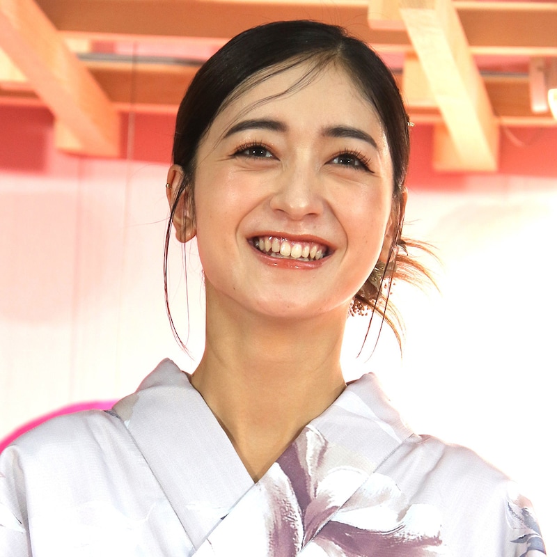 「藤田ニコルVSみちょぱ」モデル活動・ギャルタレ・結婚でなにかと「ライバル化」そして今度は「妊娠」でも…
