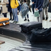 【怒りの実体験告発】年末年始の海外旅行ラッシュに大問題！中国経由便「ロストバゲージ」急増で中国が繰り出す「ウソの説明」