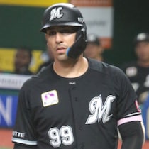 千葉ロッテが異例の「外国人主将」作戦！ソトを指名したサブロー監督は「初代外国人主将フランコ」を知っているから