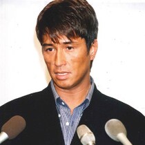 今度は「不同意わいせつ逮捕」の羽賀研二に降りかかる「再犯ルール」で「実刑回避の示談」の行方