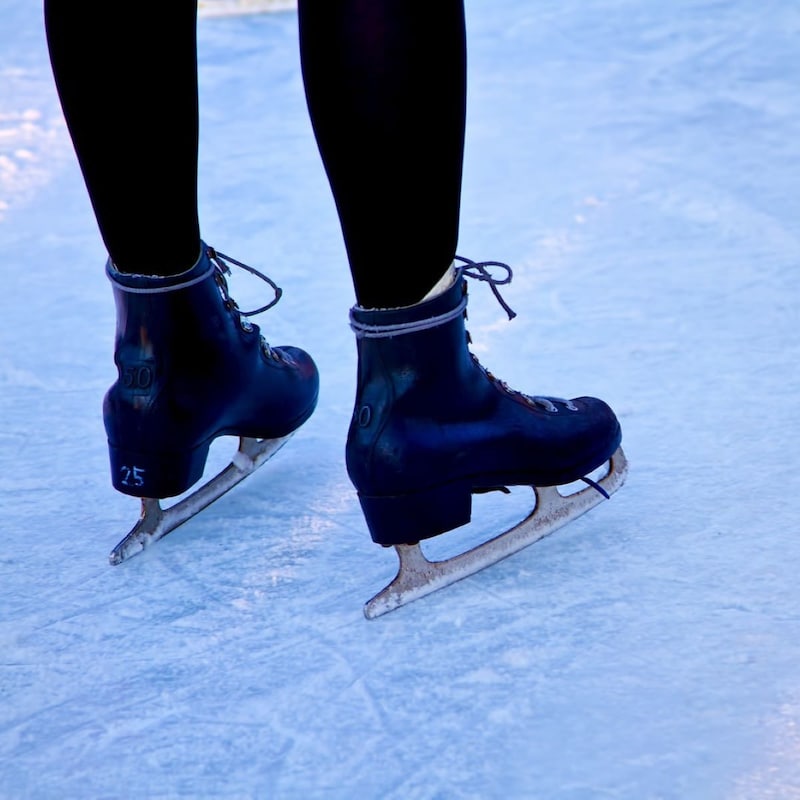 ミラノ・コルティナ五輪「避妊具が３日で底をついた」夜の選手村事情…デート相手を募った女子アスリートの「疾走ぶり」