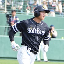 “ギータ2世”ことソフトバンク笹川吉康が「侍ジャパン相手に一発」でも悩ましい戦力事情