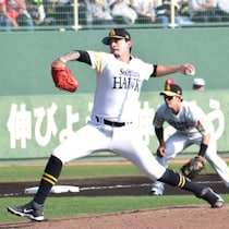 背番号3ケタに「秘密兵器」が続々！ソフトバンクの育成パワーピッチャーが侍打線を沈黙させたッ