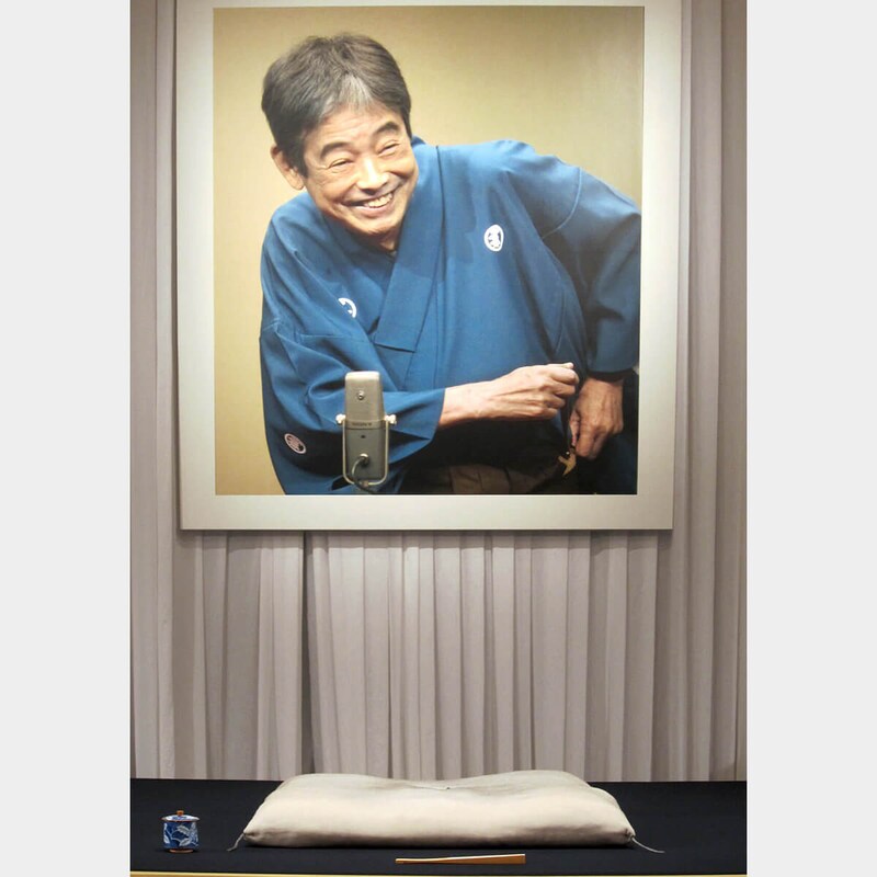生誕90年 立川談志と最後の弟子〈初めて書く「イリュージョン」な日々〉(11)ミニスカートで何を見せたいか