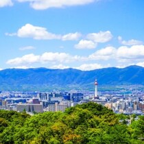 なんと室町時代に実在！高さ109メートルの「超高層木造建築物」が京都タワーを見下ろす位置にあった