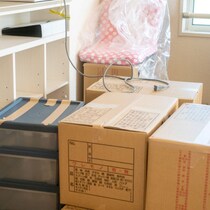「新生活で引越し」のドサクサに紛れる「合鍵窃盗と盗聴器設置」業者を装い部屋に侵入する「下見グループ」の恐ろしい行動