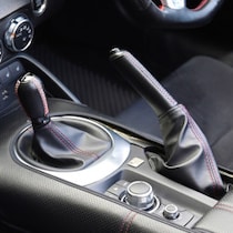 AT＆電動化時代にホンダがあえて出す「６速MT車」N-ONE RSは「軽版NSX」だ！MT特有の振動を利用した「サウンドチューニング」