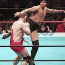 「プロレスVS格闘技」大戦争〈前田が引退試合で霊長類最強カレリンと激突〉