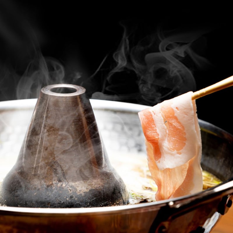 【しゃぶ葉】トレーが見える！薄すぎる！「スケスケしゃぶしゃぶ肉」が引き起こした「最適な厚み」論争と外食業界の「事情」
