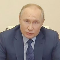 プーチン帝国「支持率急落」ネット規制で通信遮断のモスクワ大パニック！愛国派インフルエンサーが激怒した