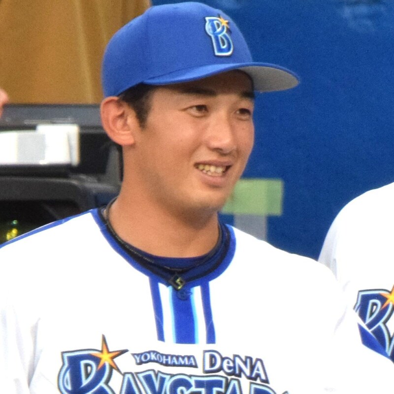 【電撃交換トレード】DeNAがレギュラー捕手の山本祐大をソフトバンクに放出したのは「若手ドラ１捕手」を使うため