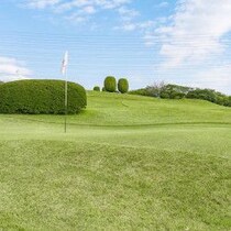 キャディーは見た！大手企業「お花見ゴルフ接待」最新デジタル技術とAIで演出する「高度で完璧なミスショット」