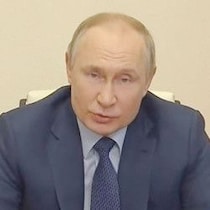 プーチン帝国「支持率急落」ネット規制で通信遮断のモスクワ大パニック！愛国派インフルエンサーが激怒した