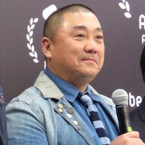 極楽とんぼ・山本圭壱が「高級マンション生活」「家族キャラ路線にシフト」で狙うは「藤岡弘、のようなCM出演」