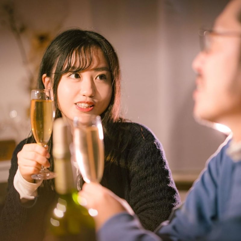 警視庁が「新入学の女子大生」に異例警告！「ゆるふわガールズバー」実は違法店だった「危ない誘い」