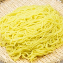 コンビニ３社で「第３の冷やし麺」戦争勃発！「名店監修・ジュレ状スープ・最新製麺テクノロジー」衝撃の味