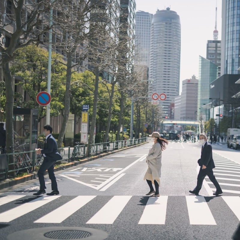 反則金9000円「信号のない横断歩道に歩行者」何％の車が無視して走り抜けるか…都道府県別「違反度ランキング」
