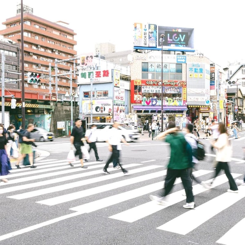 ジメジメ夏の「不快な靴の中」がひんやり爽快に！ワークマン「冷感シューズ」は「通勤・休日・屋外作業」全てOK