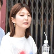【目撃撮】日本テレビ・黒田みゆアナが熱狂的なファンに追いかけられた日曜の午後…「ポスト水ト麻美」のスゴイ「惹きつけ力」！