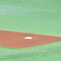 リーグ５位・交流戦11位に沈む広島に「光」が見えた！代走屋「アメンボ男」辰見鴻之介のタイトル争いで「機動力のカープ」復活