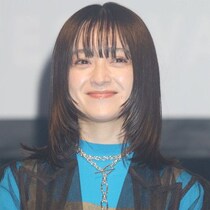 黒柳徹子が驚愕…いったいどうなってんの!? 20歳の娘がいる安達祐実44歳の「ここまで老けない」奇跡の風貌