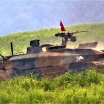 「１両20億円」最新鋭「10式戦車」暴発の惨劇！エリート自衛隊員３人を死に至らしめた「２つの謎」