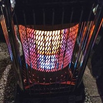 梅雨なのにストーブ火災!?「使っていない冬家電が発火する」知っておきたい原因