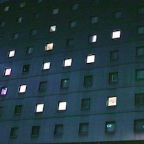 アパート契約にバス移動…ホテル宿泊費高騰で出張ビジネスマンが実践する「経費節約ワザ」