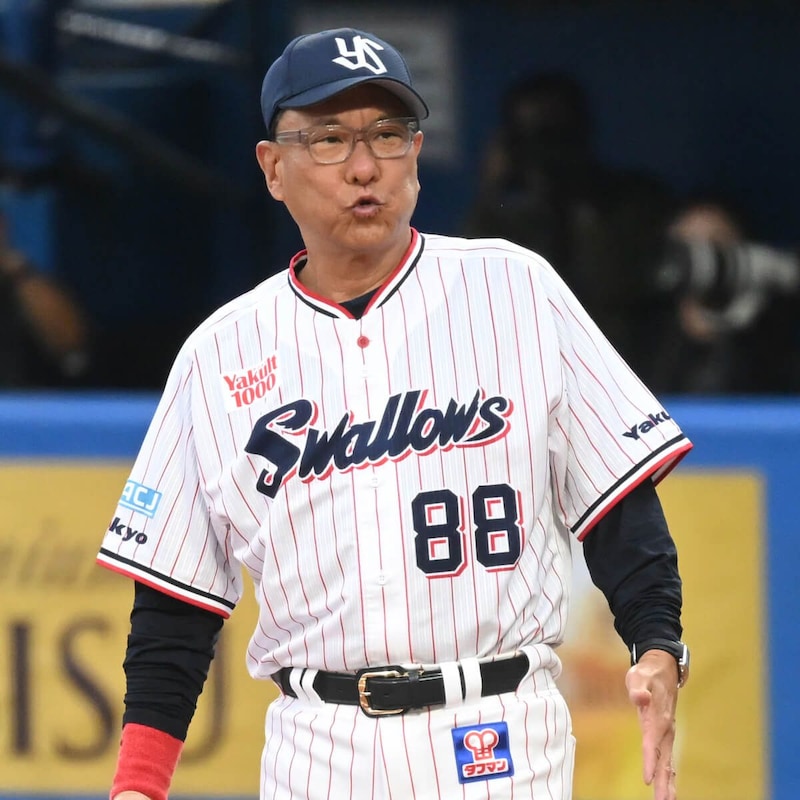 ヤクルト・池山隆寛のサウナコミュニケーション術/プロ野球ルーキー監督「奮闘指揮の明暗」(1)