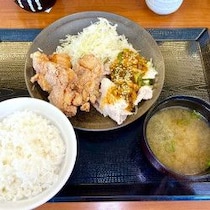 【潜入実食ガチレポ】ひんやりサッパリ「豚しゃぶ」とガッツリサイズ「塩にんにくからあげ」が合体したら…