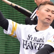 ソフトバンクの「打撃職人」中村晃が引退決断までの「チームメイトと仲良くしたくない」一匹狼から選手会長へ「激動人生」