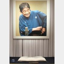 生誕90年 立川談志と最後の弟子〈初めて書く「イリュージョン」な日々〉（11）ミニスカートで何を見せたいか