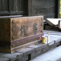 非課税収入が「ヤミ給与」に！宗教法人への追徴課税でわかった「坊主8000万円丸儲け」ウハウハ逃税天国