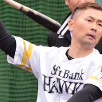 ソフトバンクの「打撃職人」中村晃が引退決断までの「チームメイトと仲良くしたくない」一匹狼から選手会長へ「激動人生」