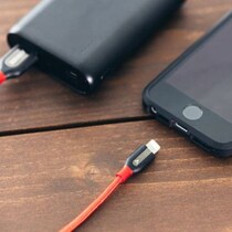 モバイルバッテリーの「新たな大問題」実はたった10分の１「容量偽装」の落とし穴と「機内持ち込み」審査