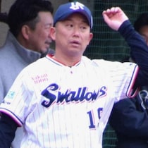 「通算188勝」２軍暮らしの46歳ヤクルト・石川雅規が迫られる「決断と発表」池山隆寛監督に「大記録お膳立ての余裕なし」