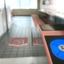 スマホ決済の時代に現金チャージ!? 外国人観光客が驚く日本の交通系ICカード「トラブル＆ギャップ事情」