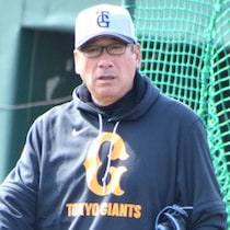 【退任】駒田徳広が演じた「ちょっと変わった巨人３軍監督」は熱い体育会系でもビシッと理屈派でもなく「マヌケな人」