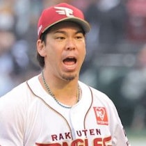 楽天・前田健太が「投手兼営業マン」でフル回転する「グッズショップにサプライズ降臨」の皮算用