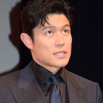 熊本地震で映画「TOKYO MER」公開延期…鈴木亮平「バラエティー番組連続プロモーション出演」が無駄になった「大幅ズレ込み」