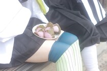 【画像】え…っ！　「癒される」「尊い」　こちらがクオリティー高すぎな『鬼滅の刃』蜜璃ちゃん＆伊黒さんのコスプレ写真です（6枚）