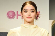 新・朝ドラヒロインの高石あかりさん　「R指定作品も？」　マンガ「実写・舞台化」で演じたキャラが衝撃