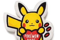 「転売ヤーの餌食になる…」ポケモン×人気アパレルコラボ　“ネギをさせる”カモネギジャケットに期待と不安の声