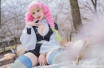 【コスプレ】『鬼滅の刃』甘露寺蜜璃が妖艶かわいい！　「うっとりする色気」