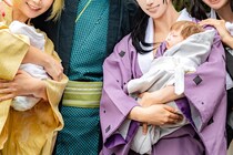 【画像】え…っ！「素敵すぎる」　こちらが『鬼滅の刃』宇髄天元と3人のお嫁さんとのコスプレ写真です（7枚）