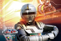 【画像】「えっ」「むしろシャリバンでは？」これが元祖「宇宙刑事」と新作『ギャバン』の比較画像です（6枚）