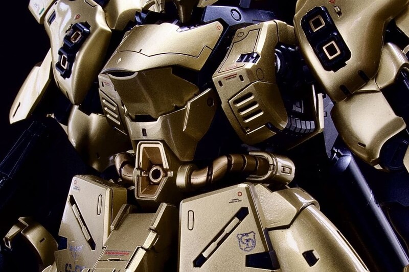 「高級感すごっ！」『ガンダム』“黄金のサザビー”に「美しい」「クワトロ専用機みたい」と反響